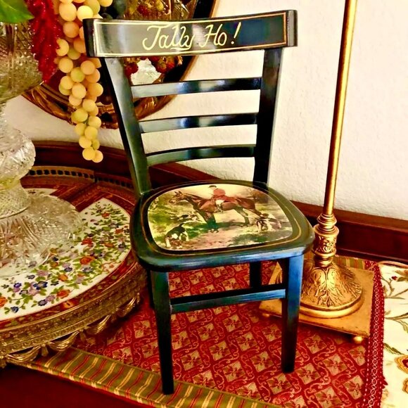 NWT Mini 16"H Ladder-back Chair Painted Tally Ho! English Hunt Scene Applique